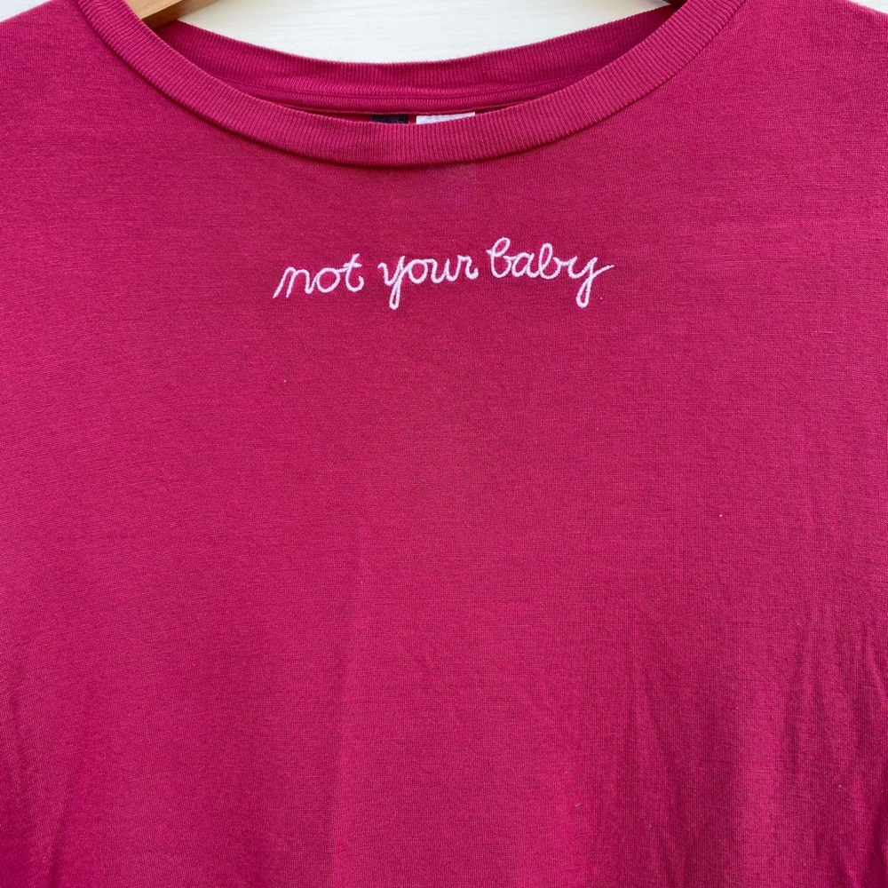 H&M divided not your baby burgundy tee shirt small - Picture 5 of 6